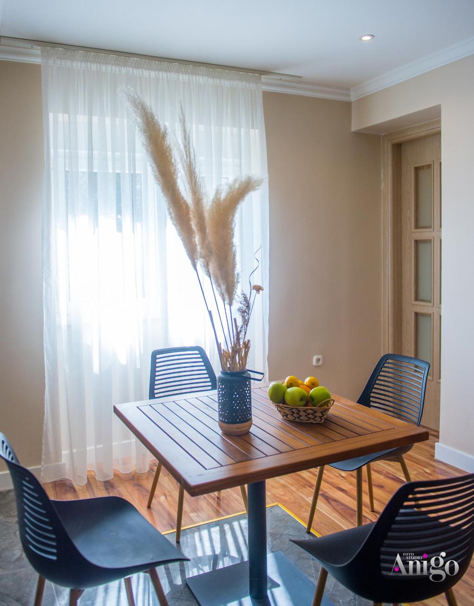 Luxury Apartment Black And Gold Мостар Экстерьер фото